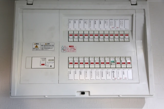 業務用電源と分電盤の関連性
